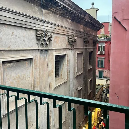 Dimora Cortese Couette-café Naples